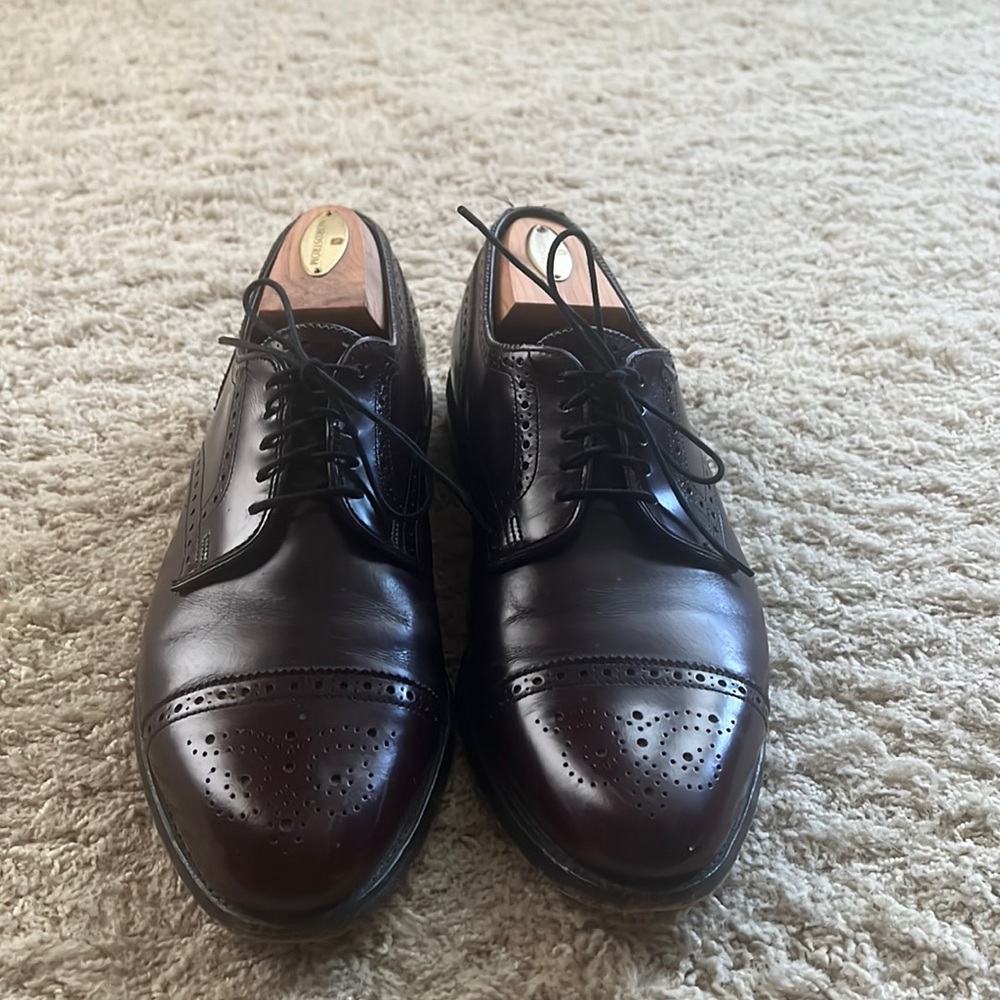 Men’s dress shoes